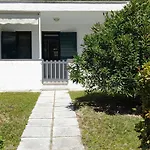 Aparthotel Ibiscus Village 4*