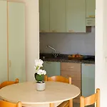 Ibiscus Village Aparthotel