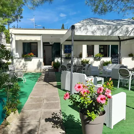 Apartmanhotel Ibiscus Village *