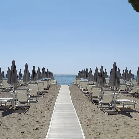 Ibiscus Village Apart-hotel Follonica
